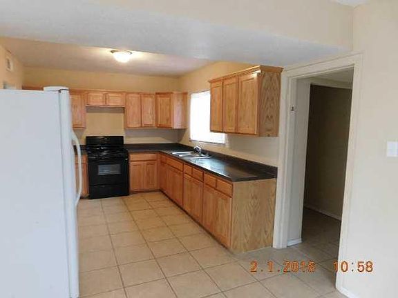 4th image of 7329 Benson Dr