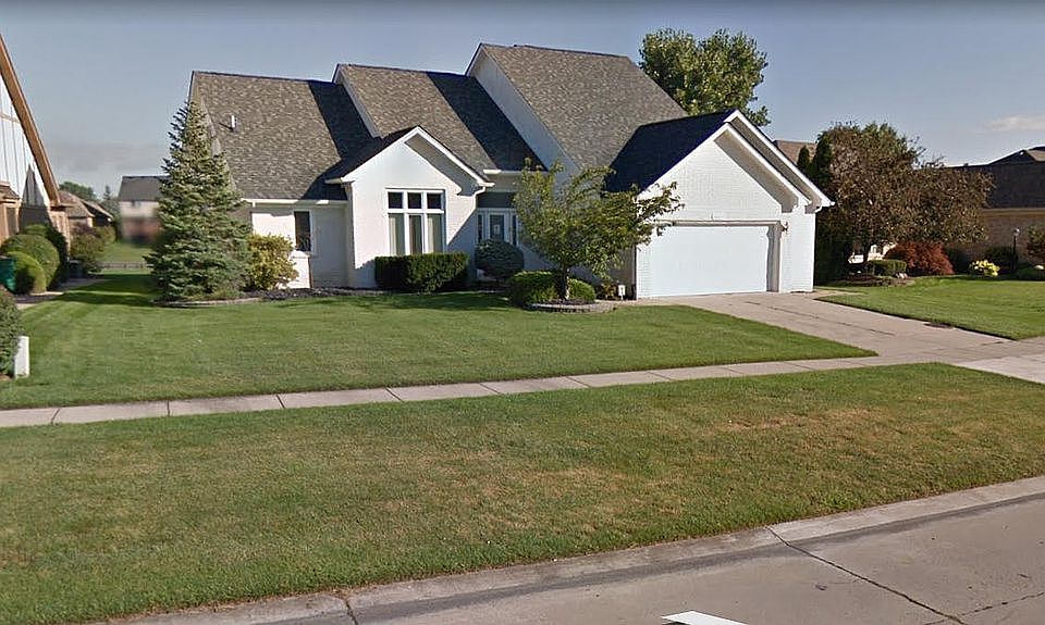 1st image of 16317 Howard Dr