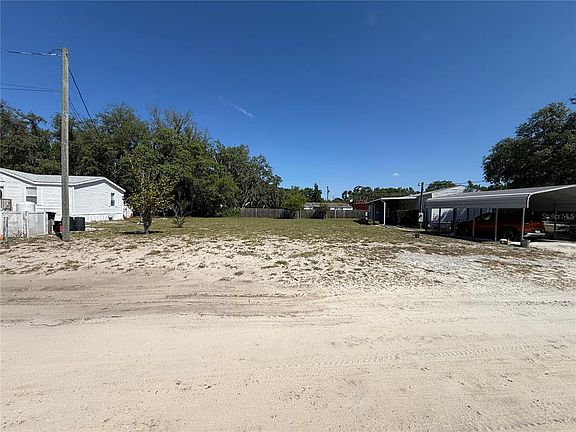 2nd image of Codel Loop Lot 14