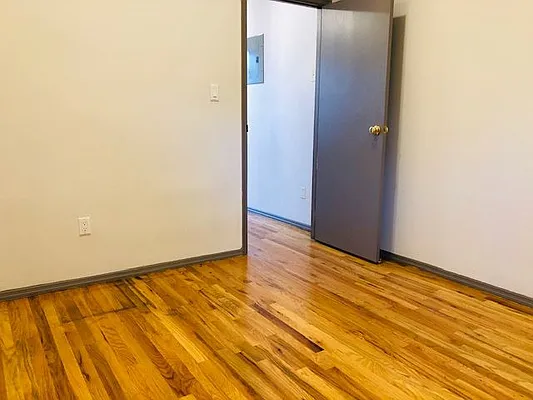 Rented by null | media 10