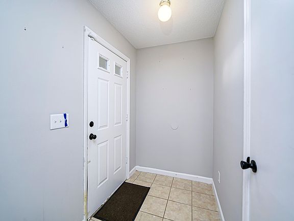 3rd image of 3803 Sheila Court