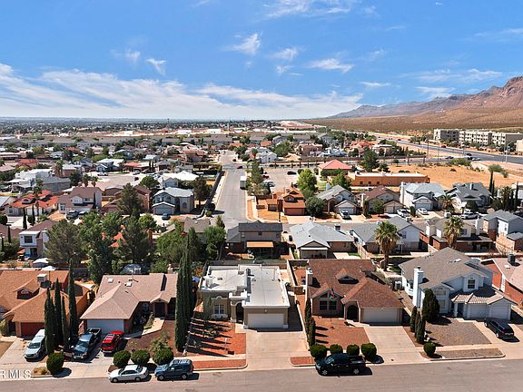 3rd image of 4516 Loma De Plata Dr