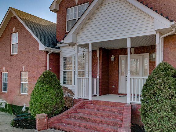 2nd image of 7001 Inglenook Dr