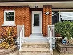 3 bed, $2,200 — Photo 3