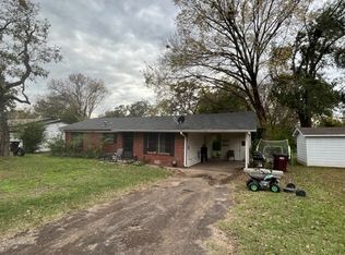 1011 Tower St, Canton, TX 75103