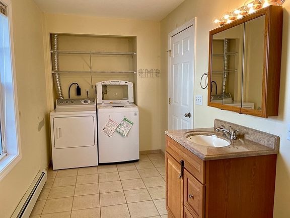 2nd image of 4 Mineral St Floor 1