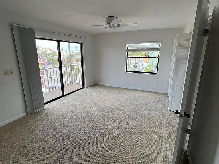 18131 Gulf Blvd #D — Photo 23