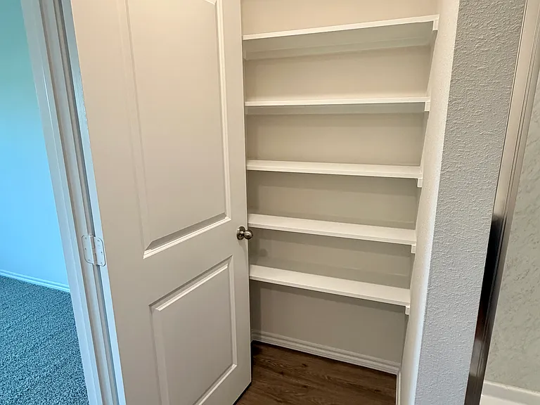 3334 Catamount Dr — Photo 19