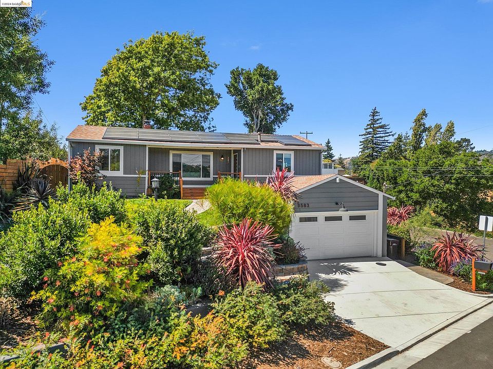 1st image of 3583 Calandria Ave