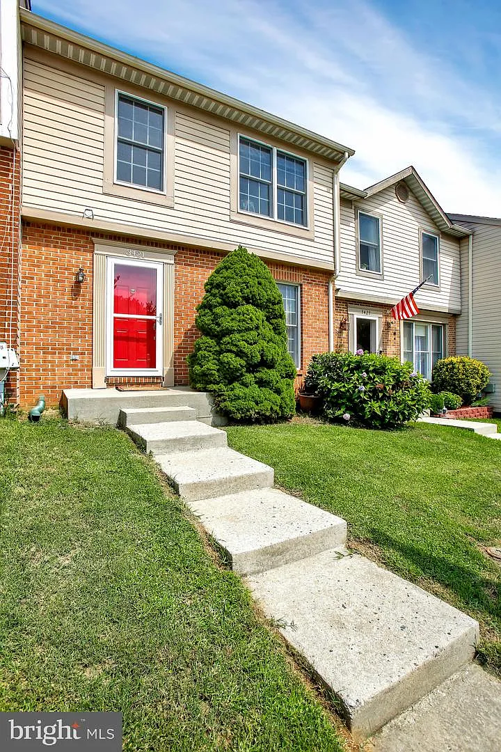 3421 Clairborne Way photo 1