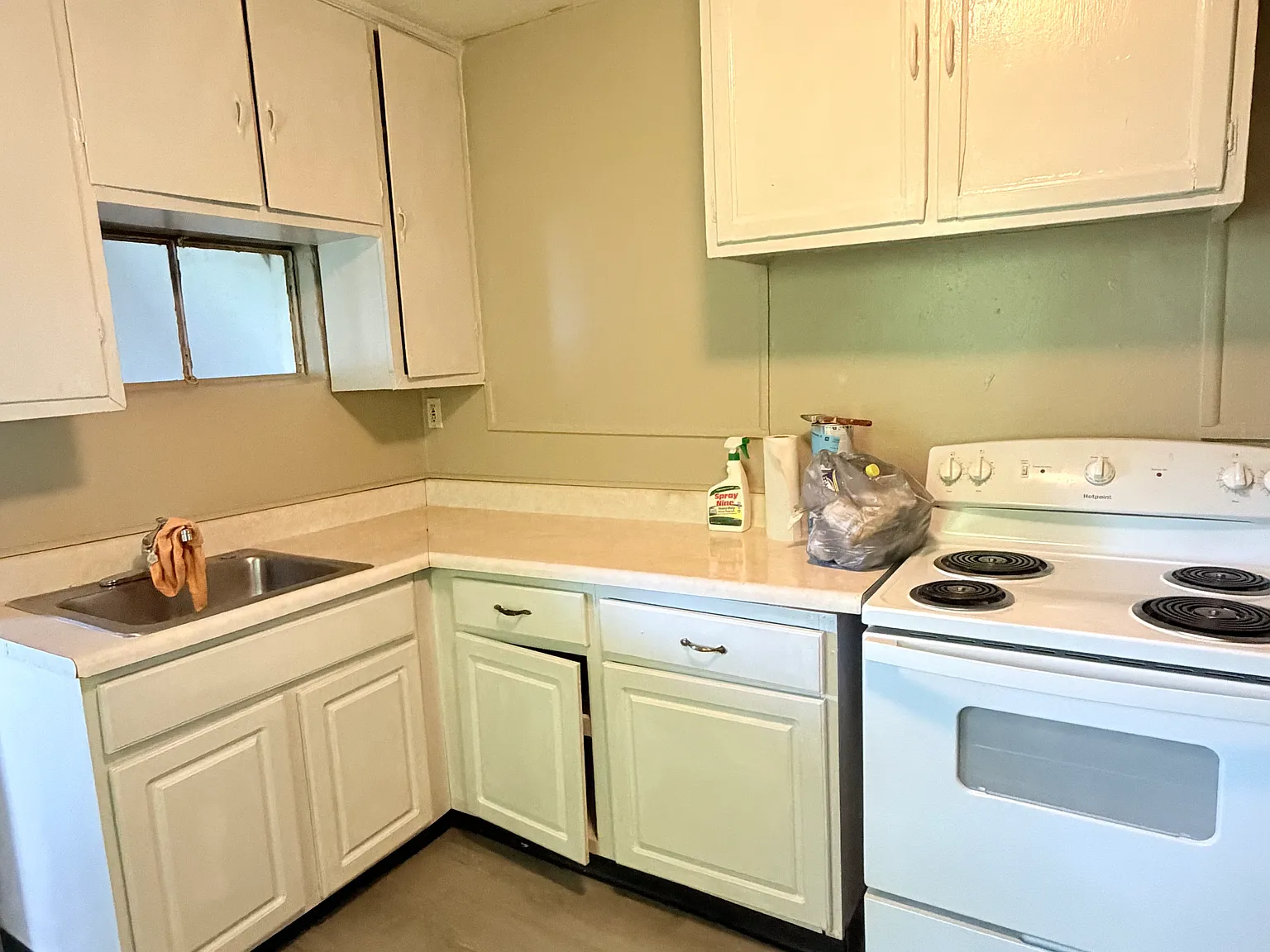 2 bed, $700 — Photo 4