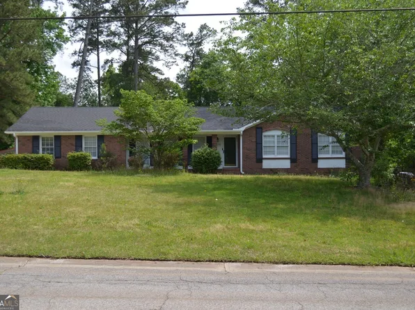 4670 Glenwood Dr, Macon, GA 31210