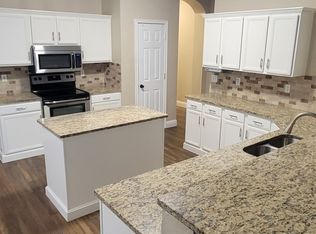 324 Teakwood Ln, Cedar Hill, TX 75104