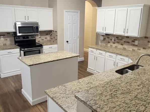 324 Teakwood Ln, Cedar Hill, TX 75104