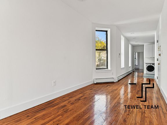 5th image of 309 W 121st St APT 3A