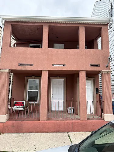 173-175 Beech St #1 Photo 1