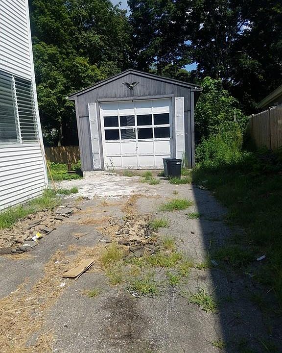 74 S Leyden St, Brockton, MA 02302 Zillow