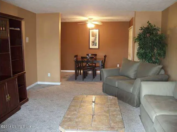 3500 Lodge Ln, Louisville, KY 40218