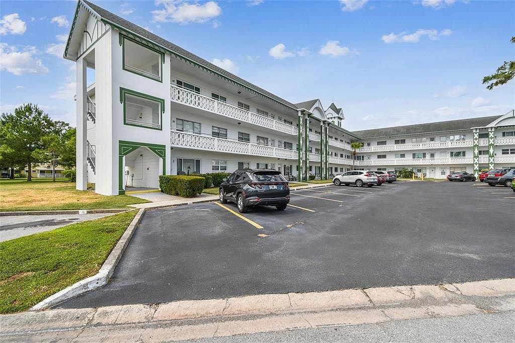 2469 Franciscan Dr APT 59