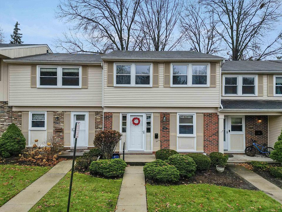 1st image of 5210 Breeze Hill Pl Building 26