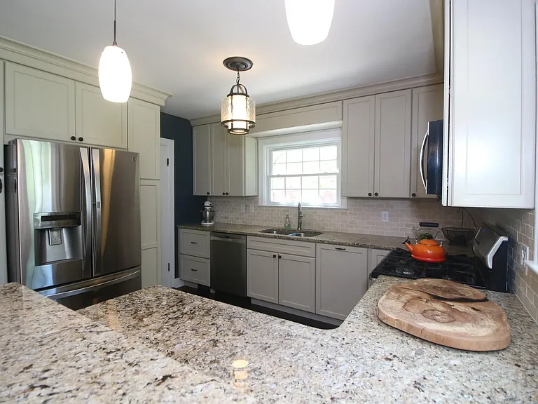 147 Jesselin Dr — Photo 20