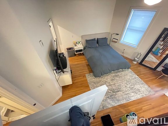 4th image of 17 Saint Marys Ct #2-A