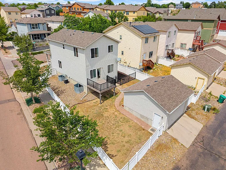 2211 Downend St — Photo 43