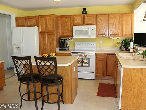 2nd image of 496A Saint Martins Ln