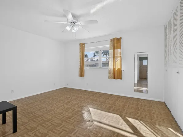 2833 Crosley Drive W #C, West Palm Beach, FL 33415