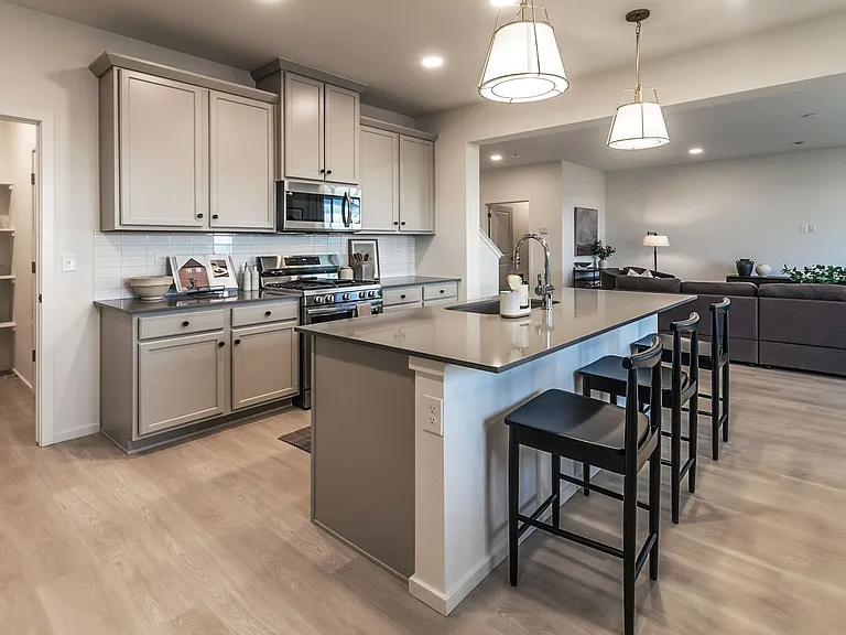 800 Galloway Dr — Photo 13
