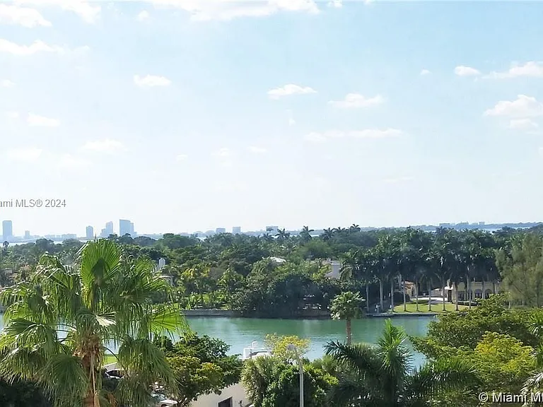 5555 Collins Ave #7T — Photo 1