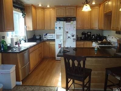 4th image of 1157 Cormorant Pl