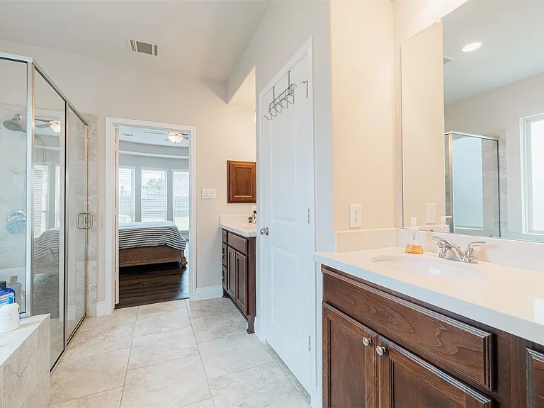 3530 Auburn Creek Cir — Photo 20