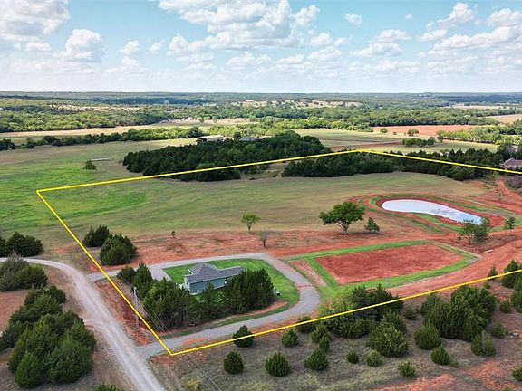 2nd image of 16720 Hidden Acres Ct