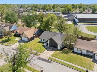 10134 E 25th St, Tulsa, OK 74129