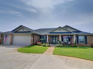 2304 Whispering Pines Blvd, Navarre, FL 32566