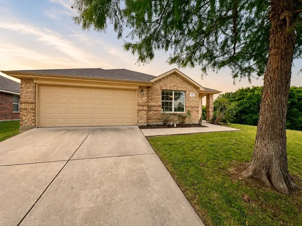 1000 Salt Creek Trl, Fort Worth, TX 76131