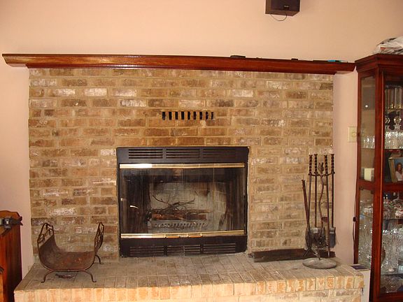 4th image of 1685 Sunnyslope Dr