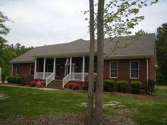 2nd image of 3016 Ballahack Rd