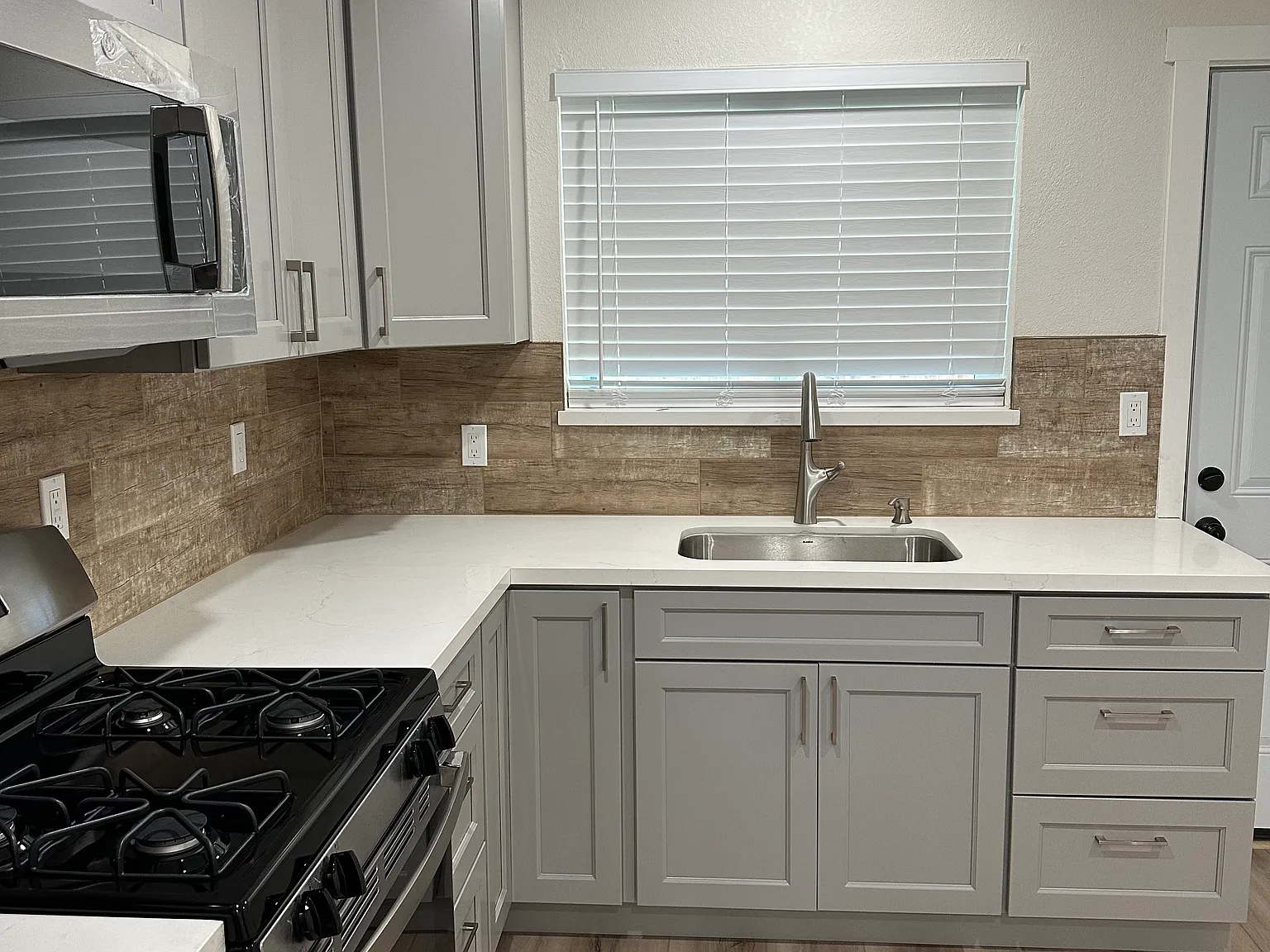 1014 Pine St — Photo 4