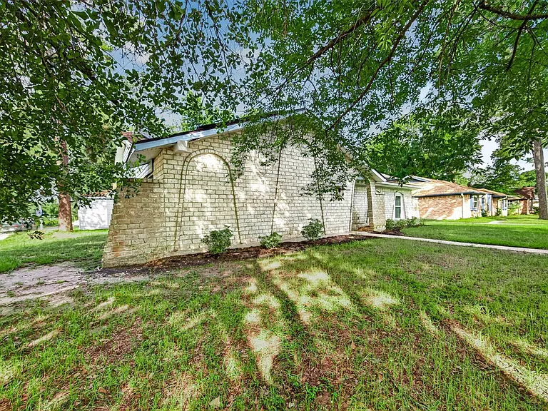 25503 Foxbriar Ln — Photo 39