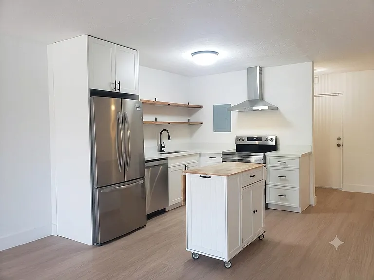 7000 NW 17th St #116 — Photo 7