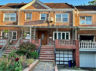 10536 65th Rd, Forest Hills, NY 11375