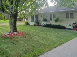 843 3rd St N, Dassel, MN 55325