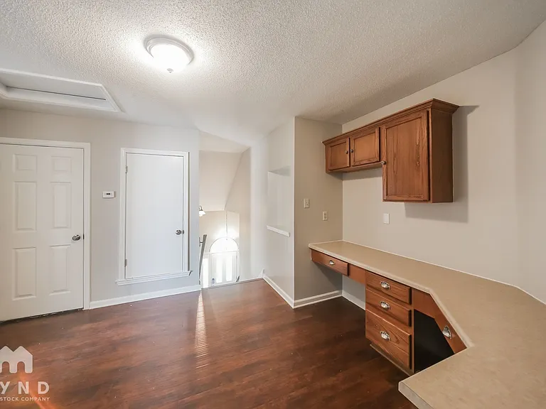 7384 Hunters Forest Dr — Photo 7