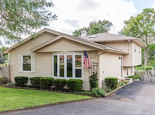 4910 Columbia Ave, Lisle, IL 60532