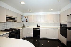 5th image of 148 W 23rd St APT 1J