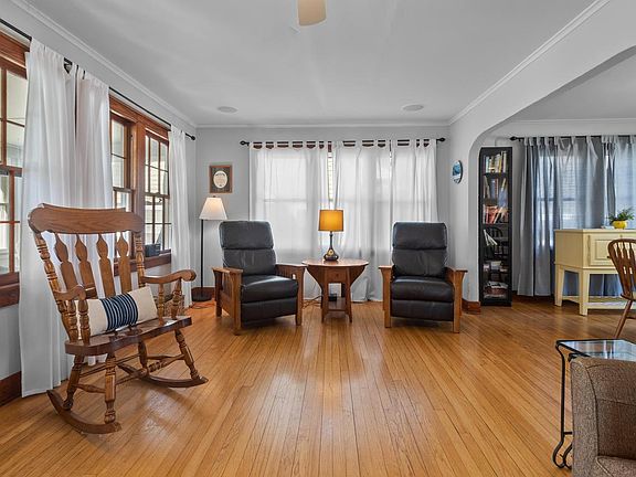 3rd image of 1510 State STREET