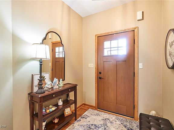 3rd image of 311 Hidden Pond Dr