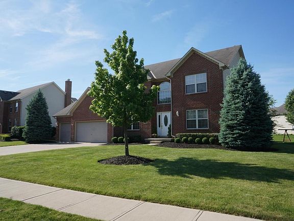 2nd image of 8277 Chateau Ln